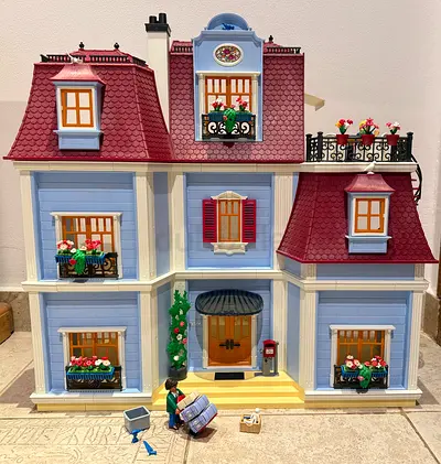 Playmobil Large Dollhouse #70205