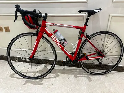 BMC Teammachine ALR01 Road Bike, Size 51, Shimano 105 + Helmet