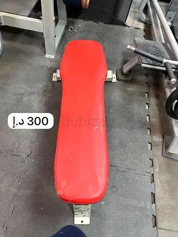 Flat weight bench - sturdy gym bench, used