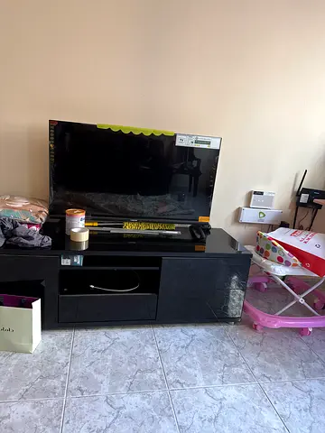 43 inch LED TV with stand - good working condition