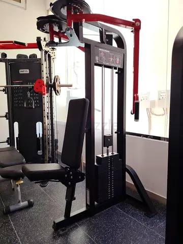 Hammer Standing Pec Fly Rear Delt Machine