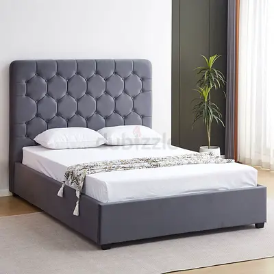 Button design sofr corner queen hydraulic bed
