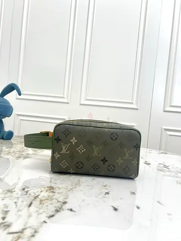 Lv pouch