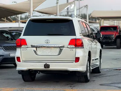 2015 Toyota LAND CRUISER — фото 6