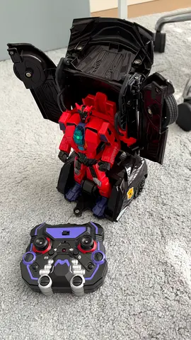 Remote-Controlled Transforming Robot Toy with Controller
