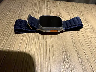 Apple Watch 1 ultra with box and charger