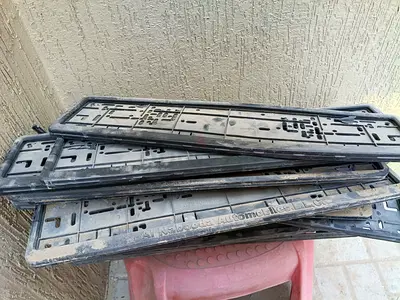Free car license plate frames / number plate holders