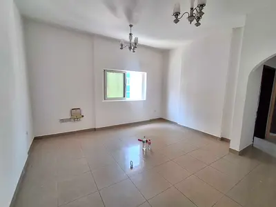 IDEAL LOCTION [1BHK WITH 2 WASHROOM)] NEAR TO PARK ONLY 28K
