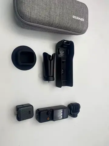 DJI Osmo Pocket 3 - 99% New (Mint), with Carry Case & Tripod Handle