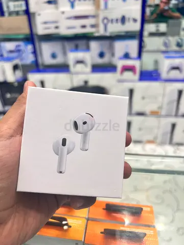 Airpods 5 Brand new wireless Bluetooth earbuds with charging case (sealed box)