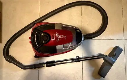 Hitachi Powerful Bagless Vacuum Cleaner, 2200W High Suction Power With 5L Big Dust Capacity,