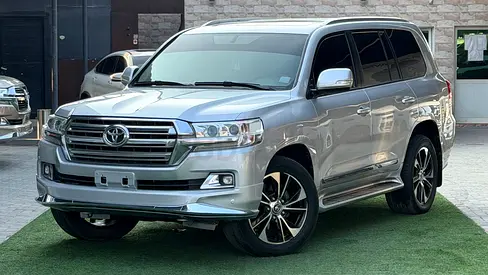 2017 Toyota Land Cruiser