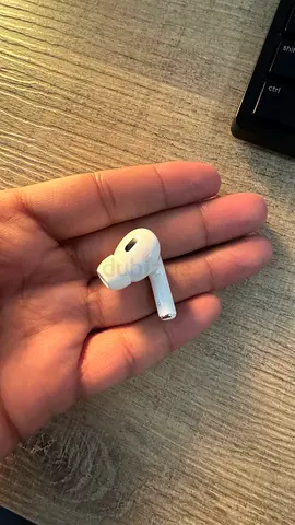 Apple AirPods Pro 2 Right Bud only (single bud) USB C A3047 A3048- Genuine, working condition