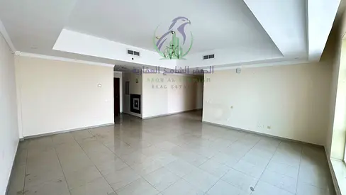 شقة غرفتين وصالة للإيجار في التعاون بالشارقة | تكييف على المالك وجيم مجاني | حمامين | موقع سكني مميز | دفعات مميزة وعرض إيجاري جذاب