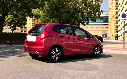 Honda Jazz 2018 / GCC Specs / v4 1.5L Agency maintained