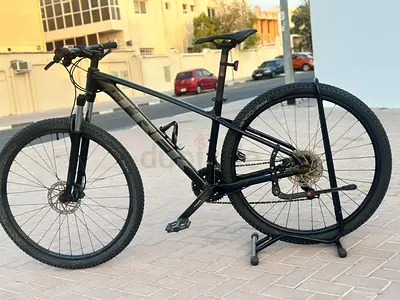 Trek Marlin 5 Mountain Bike - 29" Hardtail, Good Condition