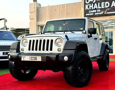 جيب رانجلر Unlimited Sport 2018 خليجي بدون صبغ بحالة الوكالة التامة وسعر عرض ممتاز.