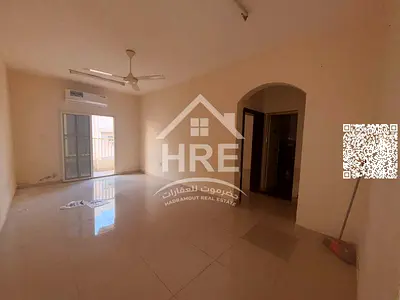 شقة واسعة على شارع الشيخ عمار بـ26 ألف