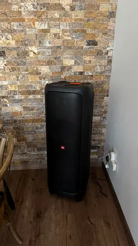 JBL PartyBox Portable Floor Speaker - Good Working Condition