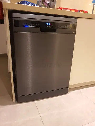 Siemens Digital inverter Dishwasher 3 Racks For Sale.  Home Connect