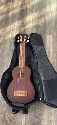 Makala MK-SE Soprano Ukulele for Sale