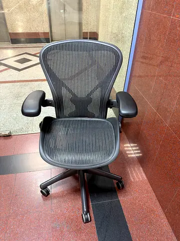Herman Miller Aeron chair for selling.fully loaded chair