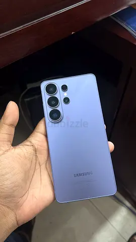 Samsung Galaxy S26 Ultra Cobal Violet in good condition - 4 rear cameras
