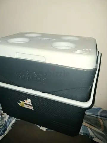 Two portable ice coolers / picnic cool boxes - used