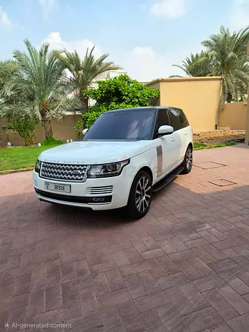 2014 Land Rover Range Rover Vogue SE Supercharged GCC Specs