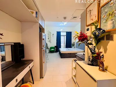 Fully Furnished Available 31st Octuber Monthly 5350 - 4 Cheques All Bills