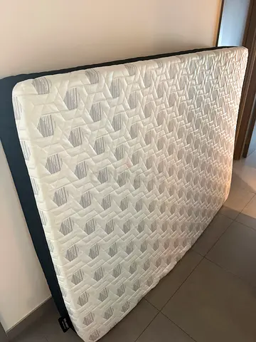New Queen mattress- Englander Mattress – Firm – 200 x 150 cm