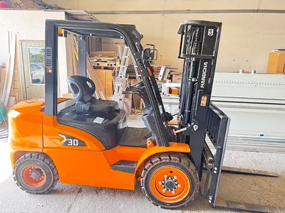 FORKLIFT - HANGCHA 2023 (Isuzu Engine)