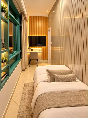 Partition room in Dubai Marina