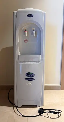 Oasis Water Dispenser: