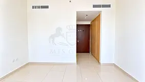 Spacious | Unfurnished | Bright & Well Maintained