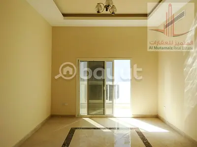 بناية تجارية سكنية في الجرف الصناعية 2