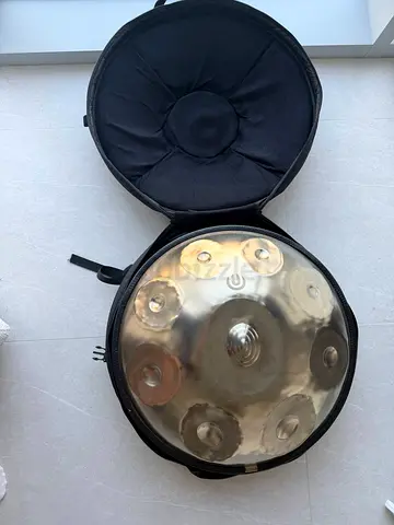 Handpan / Steel Tongue Drum with Carry Case - Good Condition