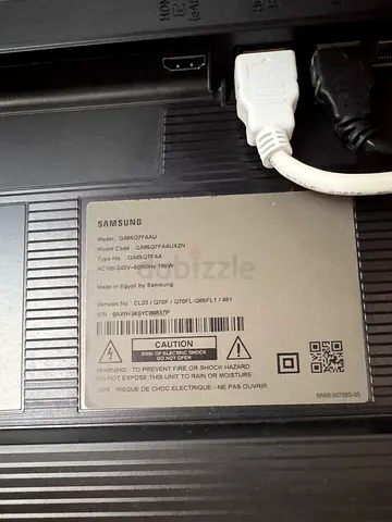 (Panel broken) Q Led Samsung LED TV (Model QA65Q7FAAUXZN) - Used