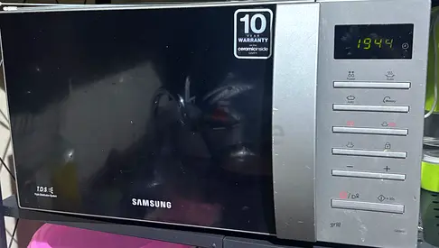 Kitchen appliances microwave