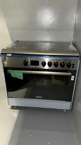 Stainless Steel Freestanding Gas Cooker with Oven — Good Condition