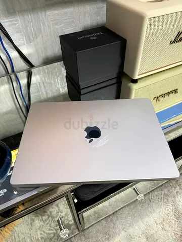Macbook Pro M5 14 inch 1TB 24GB (Arabic and English keyboard) SILVER