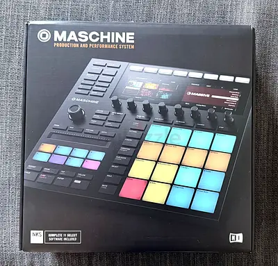 Native Instruments Maschine MK3 Production & Performance Controller - Boxed