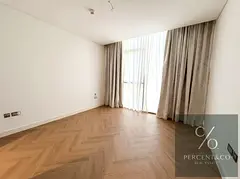 HIGH FLOOR |LAGOON VIEW I District ONE