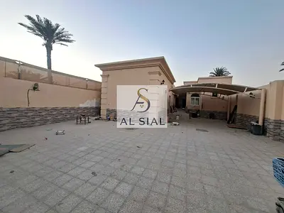 Spacious! 4bedroom hall fully renovated big lawn inside parking inside ac central gass al mirgab sharjah