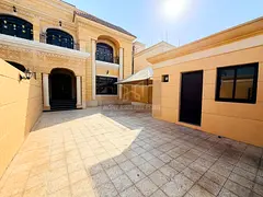 Stand Alone 6 Master Bedroom Villa -inside & Outside Big Kitchen