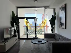 SPACIOUS & BRIGHT 2BHK - FREEHOLD