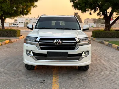 2020 Toyota Land Cruiser