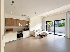 FULLY FURNISHED | LARGE TERRACE | VACANT NOW