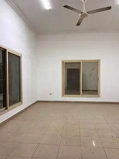 ROOM AVAILABLE MONTHLY
