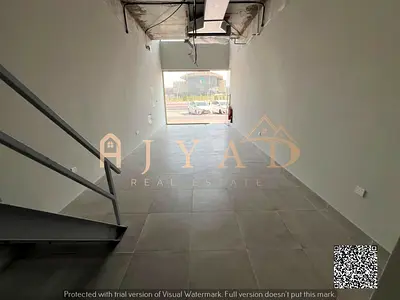 🏢 للإيجار محلات تجارية – بناية مكة 2 🏢 📍 عجمان – المويهات 3 | على شارع رئيسي  🔥 فرصة مميزة لأصحاب الأنشطة التجارية في موقع حيوي واستراتيجي!  ✨ تفا